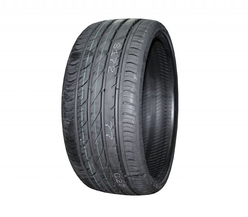 Comforser
CF700
225/30R20 85W